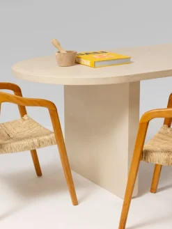 Pamono Naō Mortex Table from PLATŌ Best