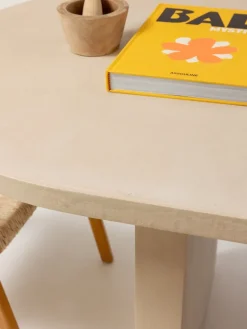 Pamono Naō Mortex Table from PLATŌ Best