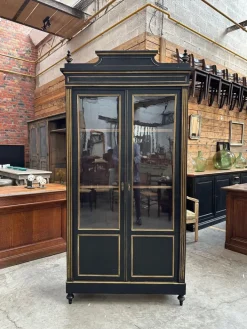 Pamono Napoleon III Showcase Outlet