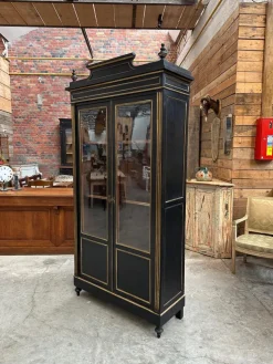 Pamono Napoleon III Showcase Outlet