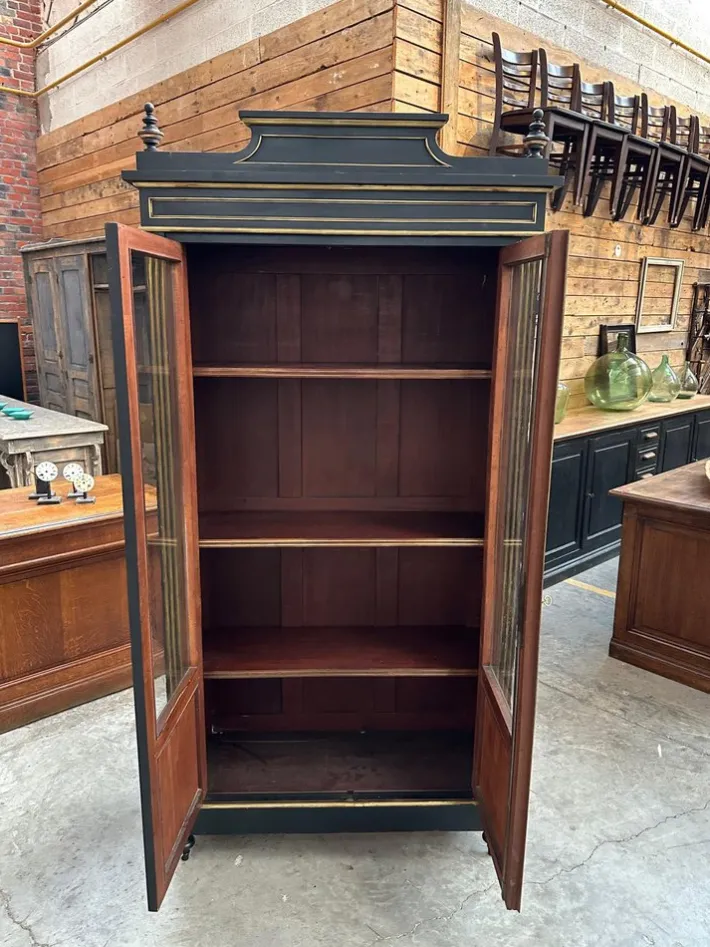 Pamono Napoleon III Showcase Outlet