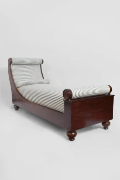 Pamono Neoclassical Mahogany Daybed, 19th Century