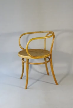 Pamono No. 209 B9 Armchair with Star-Shaped Seat from Thonet, 1905 Outlet