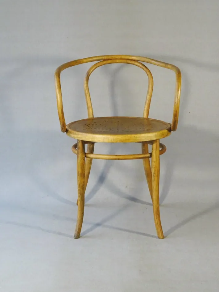 Pamono No. 209 B9 Armchair with Star-Shaped Seat from Thonet, 1905 Outlet
