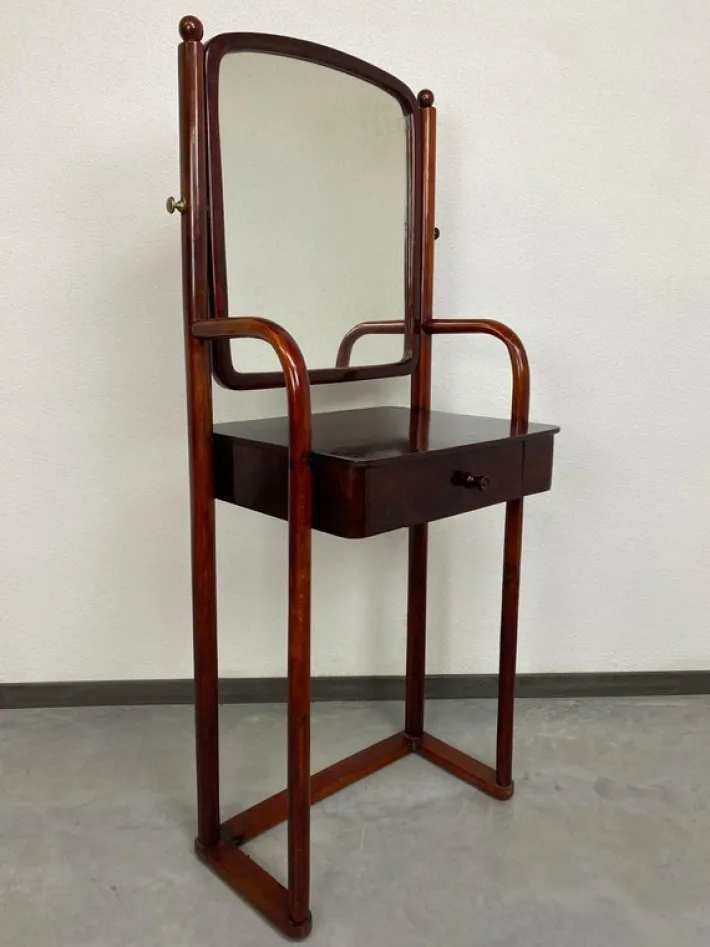 Pamono No. 1134 Dressing Table attributed to Josef Hoffmann for J&J Kohn, 1906 Outlet