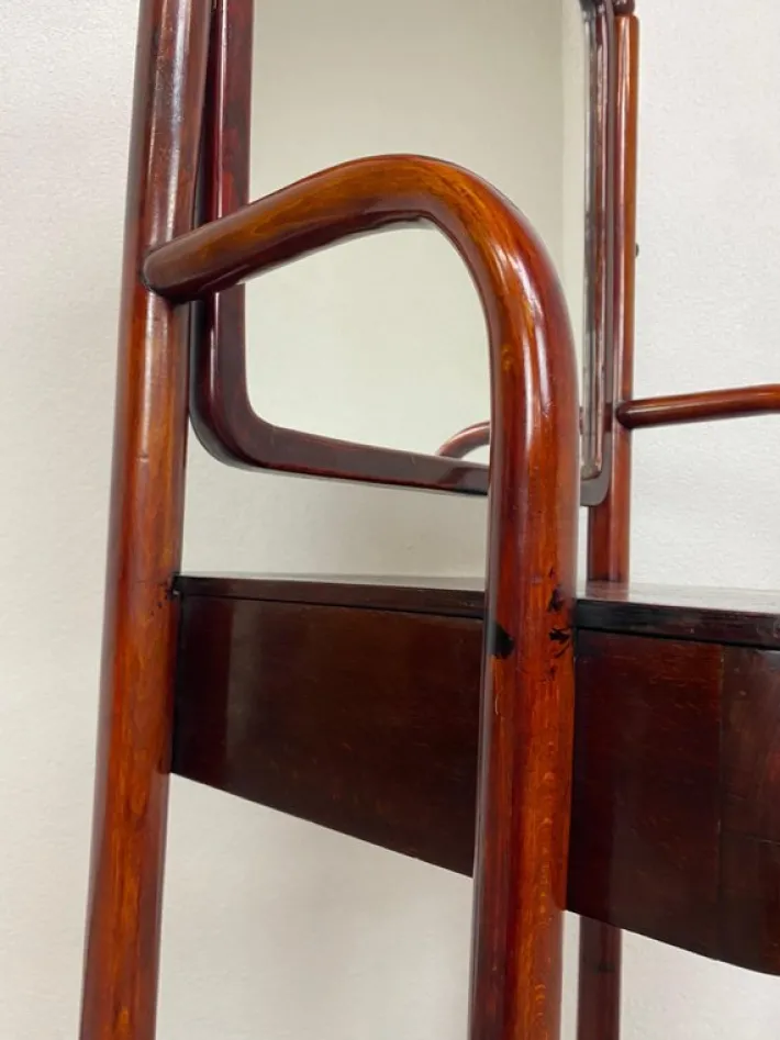 Pamono No. 1134 Dressing Table attributed to Josef Hoffmann for J&J Kohn, 1906 Outlet