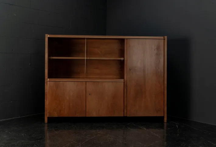 Pamono No. 37 Sideboard in Walnut by Bruno Paul for VEB Deutsche Werkstätten Hellerau, 1935 Online