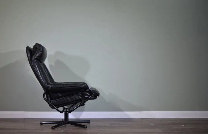 Pamono Norwegian Leather Swivel Chair from Skoghaug, 1960s Hot