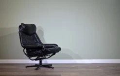 Pamono Norwegian Leather Swivel Chair from Skoghaug, 1960s Hot
