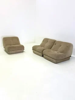 Pamono Nuvolone Modular Lounge Sofa with Coffee Table attributed to Rino Maturi for Mimo Padova, 1970s, Set of 4 Outlet