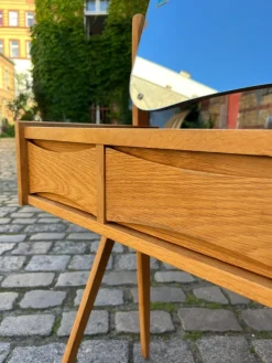 Pamono Oak Dressing Table by Arne Vodder Hot