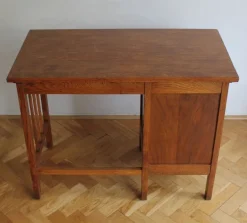 Pamono Oak Jerry Child Desk, 1930s Sale