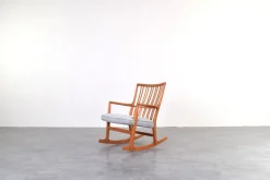Pamono Oak Ml33 Rocking Chair by Hans J. Wegner for A/S Mikael Laursen, 1950s Outlet