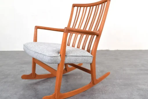 Pamono Oak Ml33 Rocking Chair by Hans J. Wegner for A/S Mikael Laursen, 1950s Outlet