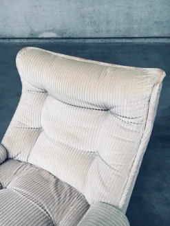 Pamono Orchid Modular Sofa & Armchair by Michel Cadestin for Airborne, France, 1970s, Set of 4 Sale