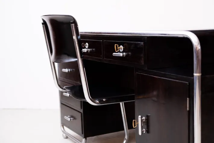 Pamono Original Bauhaus Desk by Josef & Leopold Quittner, Vienna, 1930 Sale