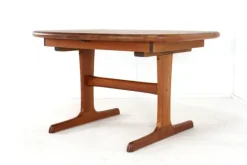 Pamono Oval Extendable Abed Dining Table from Dyrlund Outlet