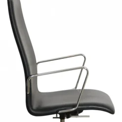 Pamono Oxford Chair in Black Essential Leather by Arne Jacobsen, 2000s Online