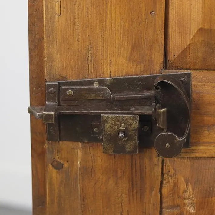 Pamono Painted Folk Art Bridal Cupboard Hot