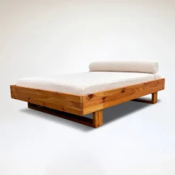 Pamono Pine and Bouclé Daybed by Ate Van Apeldoorn for Houtwerk Hattem, 1970s Hot