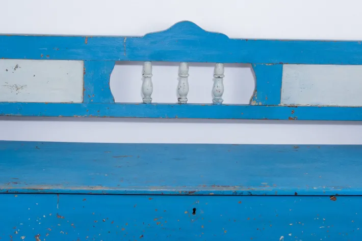 Pamono Pine Box Bench in Blue and White Color, 1910 Hot