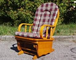 Pamono Pine Rocking Chair, 1970s Online