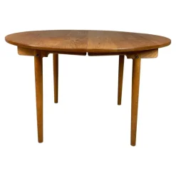 Pamono PP70 Round Extendable Dining Table attributed to Hans J. Wegner for Andreas Tuck, Denmark, 1970s New