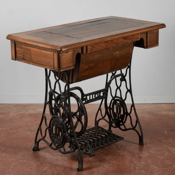 Pamono Pull-Out Sewing Machine Table with Drawers from Excella, 20th Century Online