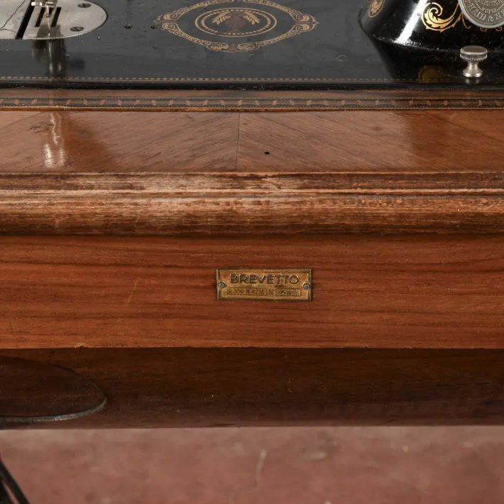 Pamono Pull-Out Sewing Machine Table with Drawers from Excella, 20th Century Online