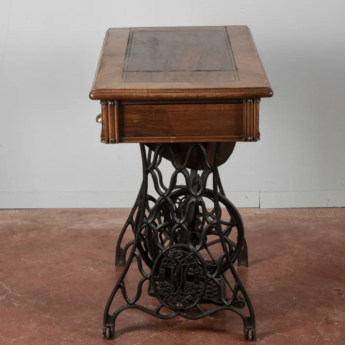 Pamono Pull-Out Sewing Machine Table with Drawers from Excella, 20th Century Online
