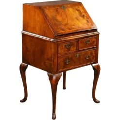 Pamono Queen Anne Walnut Bureau, 1930s Online