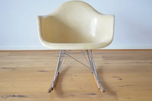 Pamono RAR Rocking Chair by Charles & Ray Eames for Herman Miller, 1960s Sale