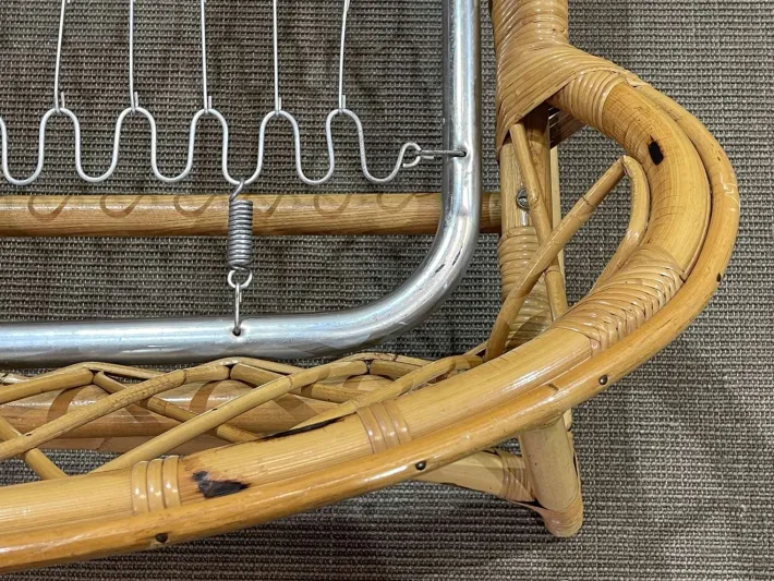 Pamono Rattan Bed with Metal Base, 1960s Hot