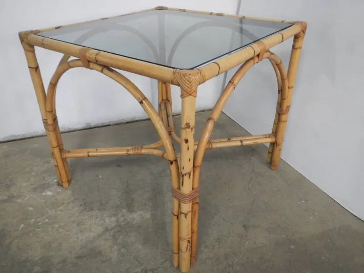 Pamono Rattan Table, Italy, 1970s Outlet