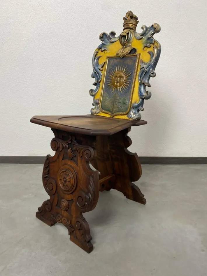 Pamono Renaissance Chair with Heraldic Emblems of the Szontágh de Igló et Zabar Family