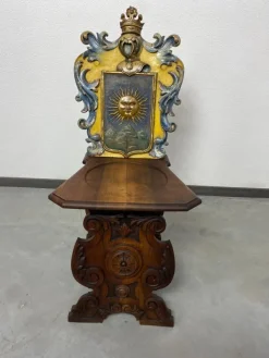 Pamono Renaissance Chair with Heraldic Emblems of the Szontágh de Igló et Zabar Family