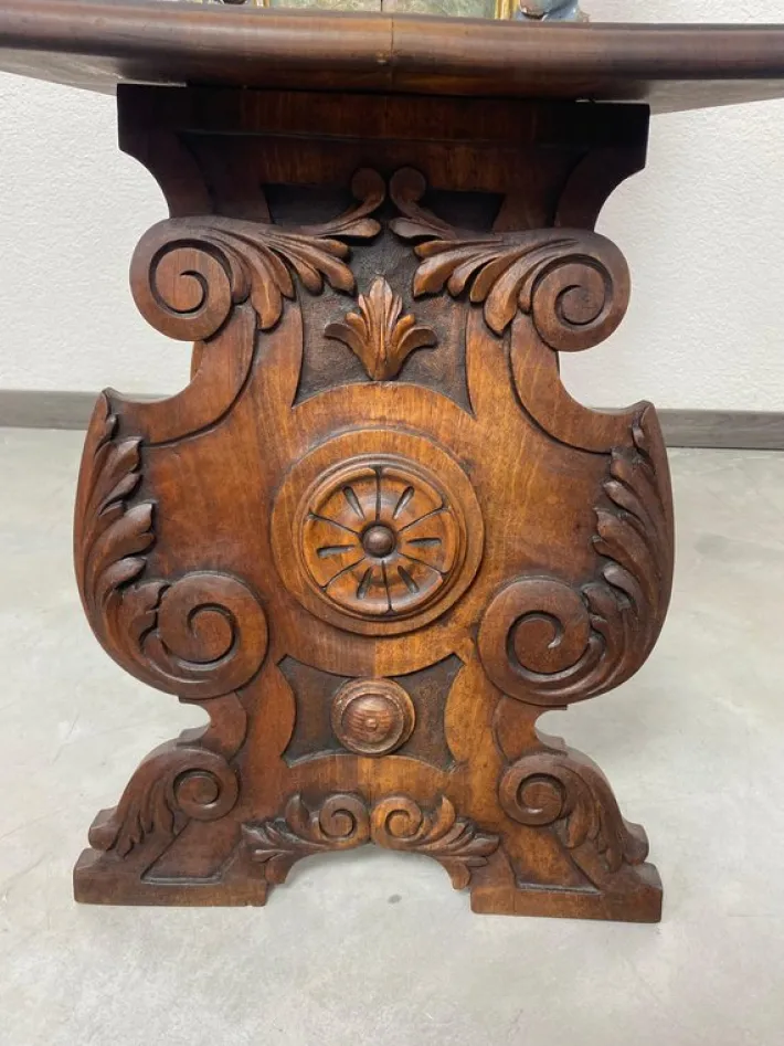 Pamono Renaissance Chair with Heraldic Emblems of the Szontágh de Igló et Zabar Family