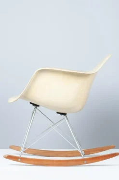 Pamono Rocking Chair by Charles & Ray Eames for Zenith Plastics, 1952 Clearance