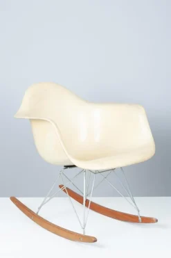 Pamono Rocking Chair by Charles & Ray Eames for Zenith Plastics, 1952 Clearance