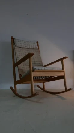 Pamono Rocking Chair by Hans Olsen for Juul Kristensen, 1960s Hot
