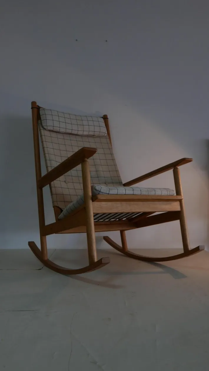 Pamono Rocking Chair by Hans Olsen for Juul Kristensen, 1960s Hot