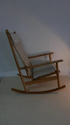 Pamono Rocking Chair by Hans Olsen for Juul Kristensen, 1960s Hot