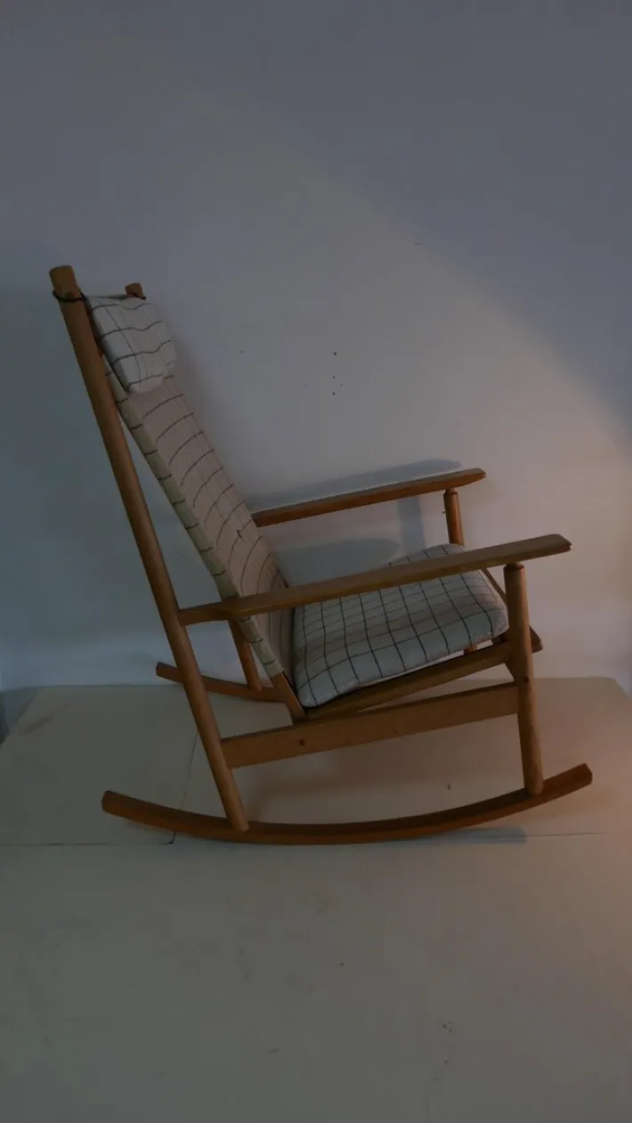 Pamono Rocking Chair by Hans Olsen for Juul Kristensen, 1960s Hot