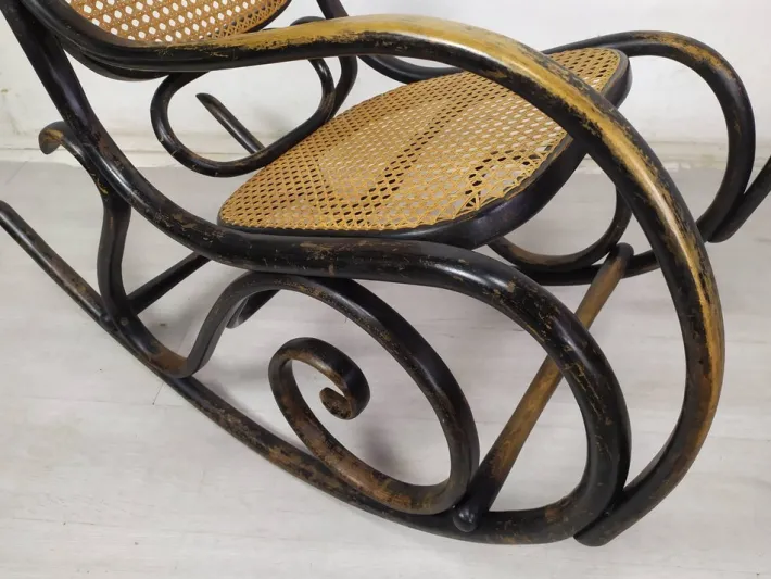 Pamono Rocking Chair from Thonet, 1920s Outlet