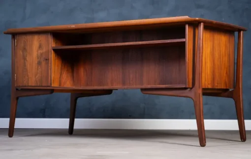 Pamono Rosewood Desk by Svend Åge Madsen for H.P. Hansen, 1960s Hot