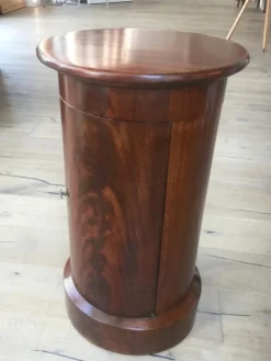 Pamono Round Bedside Table, France, 1820s Outlet