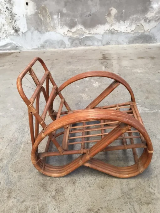 Pamono Round French Bamboo & Rattan Pretzel-Shaped Lounge Chair, 1950s Hot