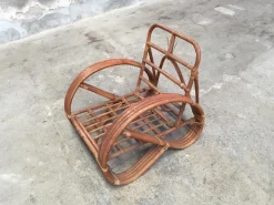Pamono Round French Bamboo & Rattan Pretzel-Shaped Lounge Chair, 1950s Hot