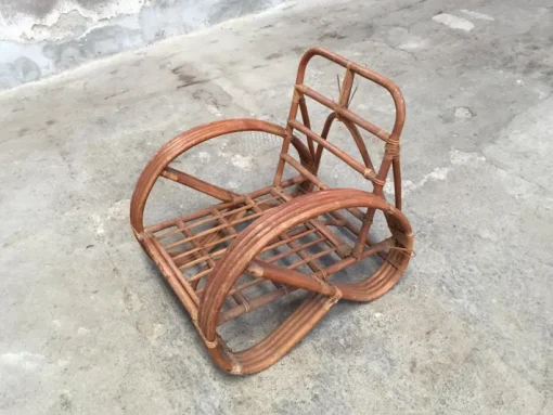 Pamono Round French Bamboo & Rattan Pretzel-Shaped Lounge Chair, 1950s Hot