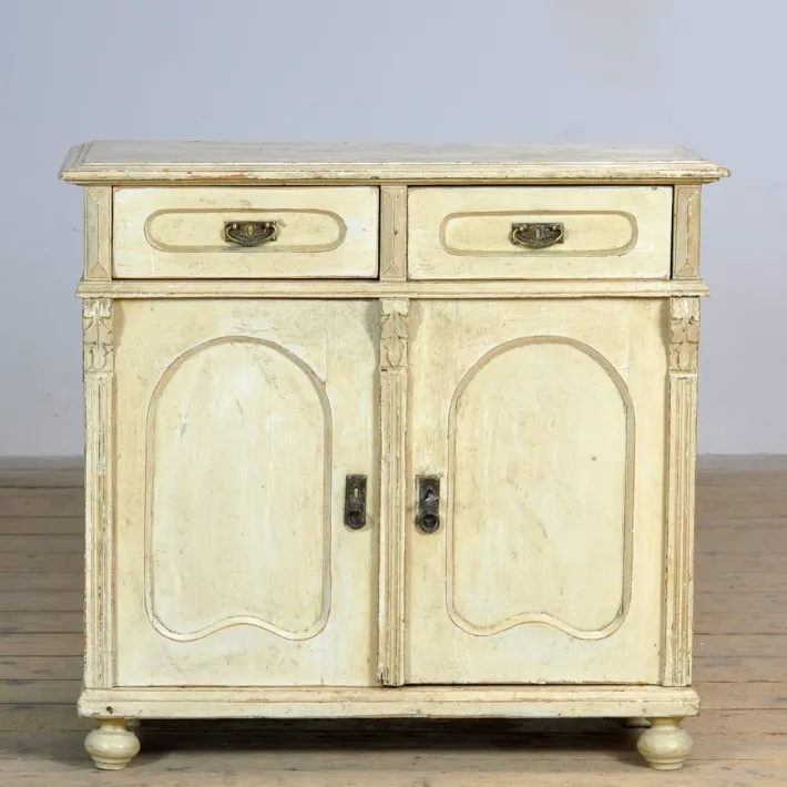 Pamono Rustic Pine Sideboard, 1910s Outlet